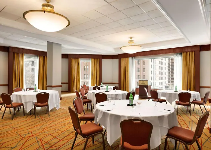 Hilton Magnificent Mile