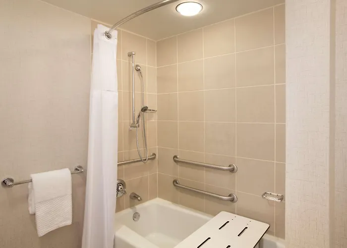 Hilton Magnificent Mile Чикаго