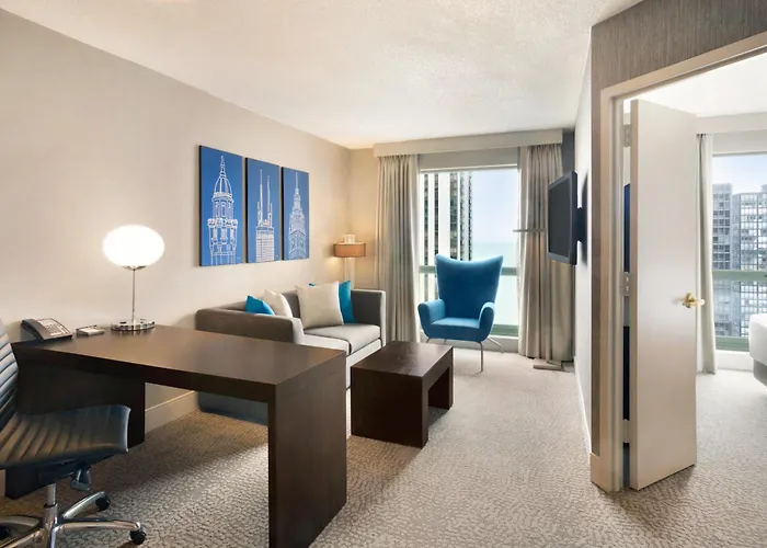 Hilton Magnificent Mile Hotel