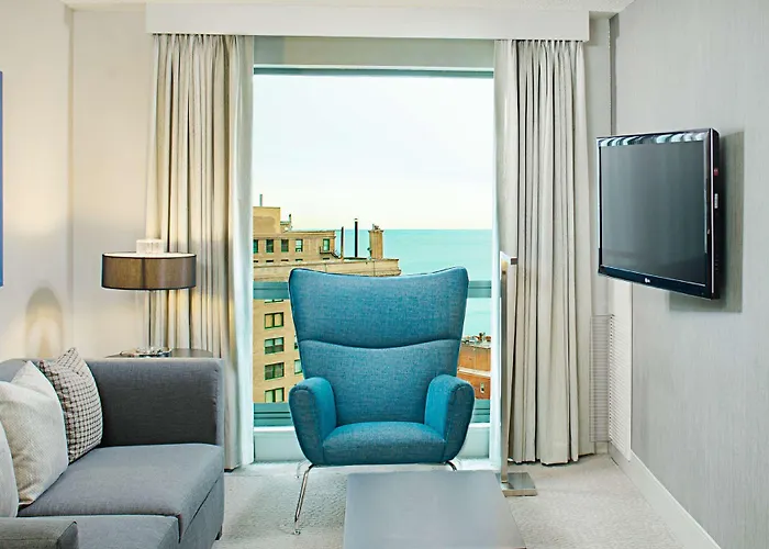 Hilton Magnificent Mile Hotel