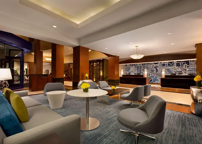Hotel Hilton Magnificent Mile 3*