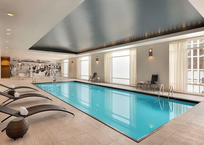 Hilton Magnificent Mile Чикаго